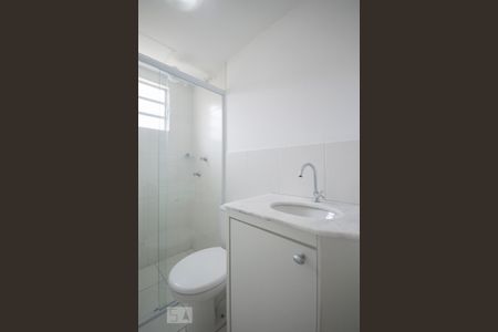 Banheiro de apartamento à venda com 2 quartos, 49m² em Santo Amaro, São Paulo