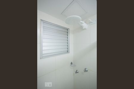 Detalhe Banheiro de apartamento à venda com 2 quartos, 49m² em Santo Amaro, São Paulo