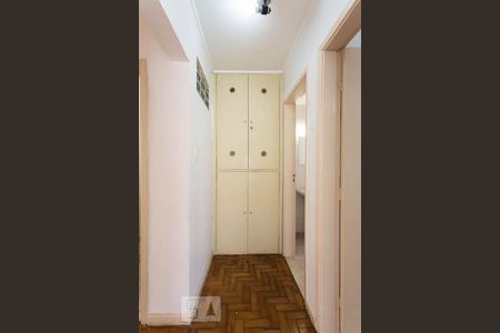 Apartamento à venda com 85m², 2 quartos e 1 vagaCorredor