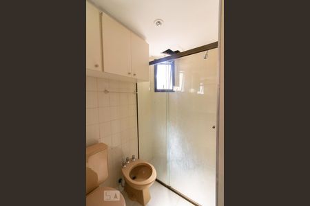 Banheiro Suíte de apartamento à venda com 2 quartos, 79m² em Vila Nova Conceição, São Paulo