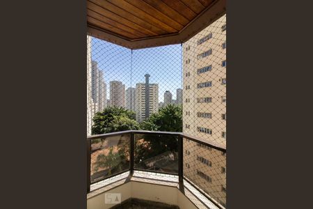 Varanda de apartamento à venda com 2 quartos, 79m² em Vila Nova Conceição, São Paulo
