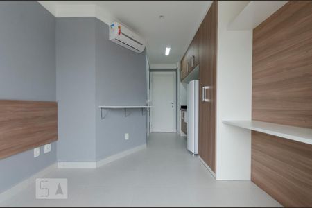 Quarto  de kitnet/studio para alugar com 1 quarto, 21m² em Santana, São Paulo
