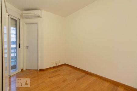 Apartamento à venda com 100m², 2 quartos e 2 vagas Apartamento à venda com 100m², 2 quartos e 2 vagasSuíte 1