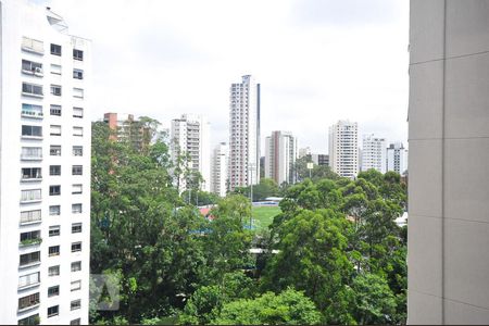 vista de apartamento para alugar com 3 quartos, 300m² em Vila Suzana, São Paulo