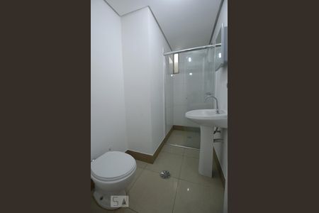 Banheiro social de apartamento para alugar com 3 quartos, 100m² em Vila Clementino, São Paulo