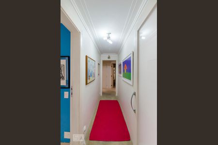 Apartamento para alugar com 367m², 4 quartos e 3 vagas Apartamento para alugar com 367m², 4 quartos e 3 vagasCorredor