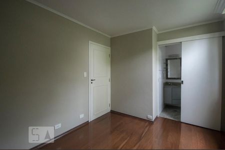 Suíte de apartamento à venda com 4 quartos, 98m² em Indianópolis, São Paulo