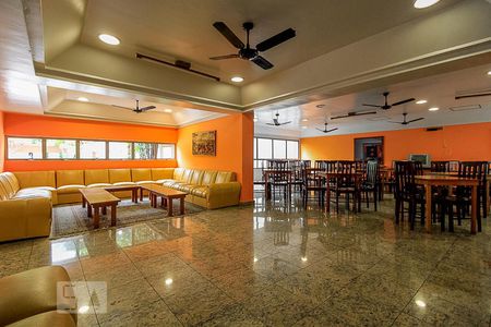 Apartamento à venda com 44m², 1 quarto e 1 vagaSalão de festa