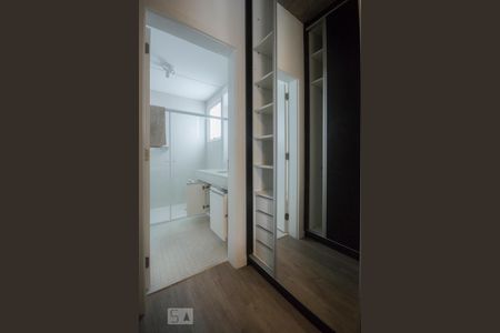 Banheiro de apartamento à venda com 1 quarto, 65m² em Itaim Bibi, São Paulo