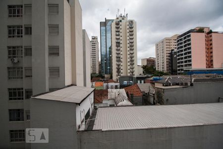 Vista da sala de apartamento à venda com 1 quarto, 45m² em Pinheiros, São Paulo
