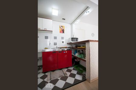 Cozinha de apartamento à venda com 1 quarto, 45m² em Pinheiros, São Paulo