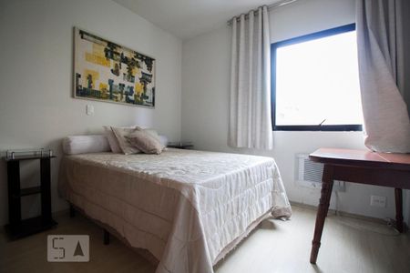 Quarto  de apartamento à venda com 1 quarto, 45m² em Pinheiros, São Paulo