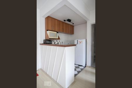 Cozinha de apartamento à venda com 1 quarto, 45m² em Pinheiros, São Paulo