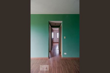 Corredor de apartamento para alugar com 2 quartos, 55m² em Vila Dom Pedro I, São Paulo