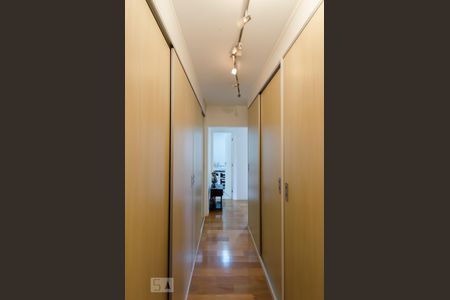 Apartamento à venda com 154m², 3 quartos e 3 vagasCorredor