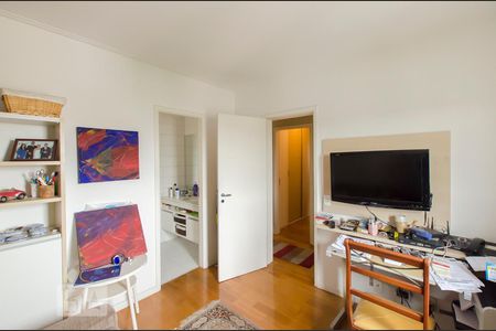 Suíte de apartamento à venda com 3 quartos, 154m² em Parque Colonial, São Paulo