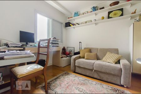 Suíte de apartamento à venda com 3 quartos, 154m² em Parque Colonial, São Paulo