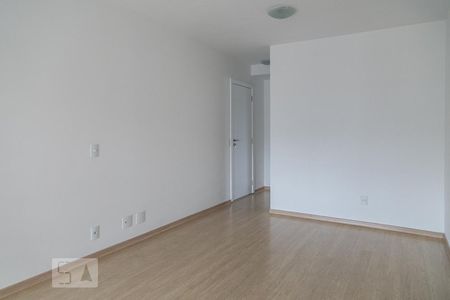 Sala de apartamento para alugar com 2 quartos, 76m² em Vila Guarani, São Paulo