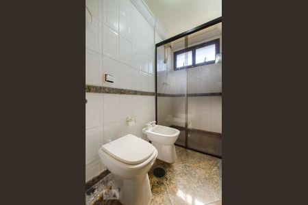 Apartamento para alugar com 290m², 4 quartos e 4 vagasBanheiro