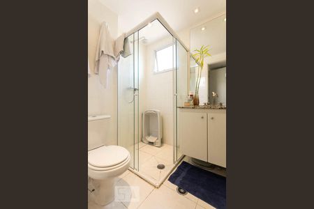 Apartamento à venda com 85m², 2 quartos e 2 vagasBanheiro da suíte