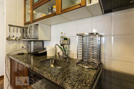 Apartamento à venda com 85m², 2 quartos e 2 vagasCozinha