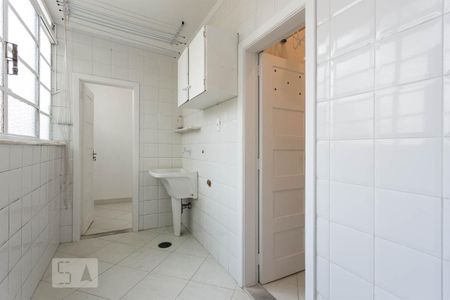 Apartamento para alugar com 100m², 2 quartos e 1 vaga Apartamento para alugar com 100m², 2 quartos e 1 vagaÁrea de serviço