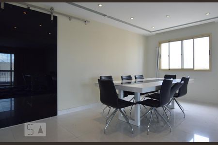 Sala de jantar de apartamento para alugar com 2 quartos, 204m² em Jardim Vila Mariana, São Paulo
