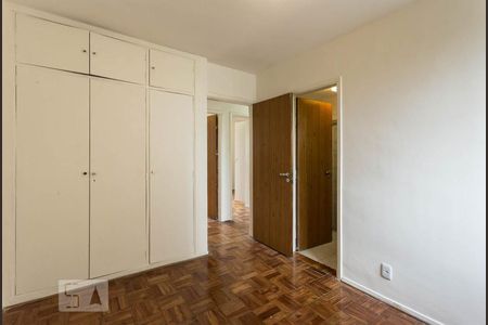 Apartamento para alugar com 102m², 3 quartos e 1 vagaSuíte