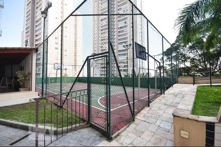 Apartamento para alugar com 155m², 4 quartos e 4 vagasquadra