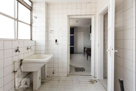 Apartamento à venda com 150m², 3 quartos e 2 vagasÁrea de serviço