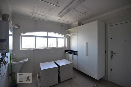 Apartamento à venda com 211m², 3 quartos e 4 vagasárea de serviço