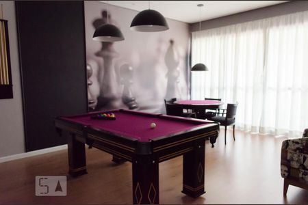 Apartamento à venda com 98m², 2 quartos e 2 vagasDependências do prédio - salão de jogos