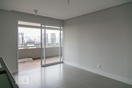Sala/Cozinha de apartamento para alugar com 2 quartos, 66m² em Parque Industrial Tomas Edson, São Paulo