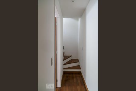 Apartamento à venda com 70m², 2 quartos e 2 vagasCorredor