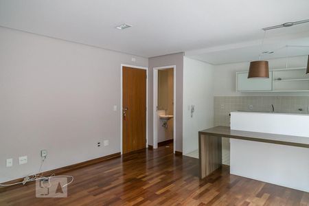 Sala de apartamento à venda com 2 quartos, 70m² em Vila Madalena, São Paulo