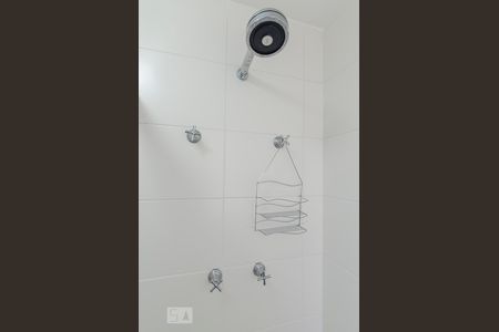 Apartamento à venda com 90m², 2 quartos e 2 vagasDetalhe do banheiro da suíte