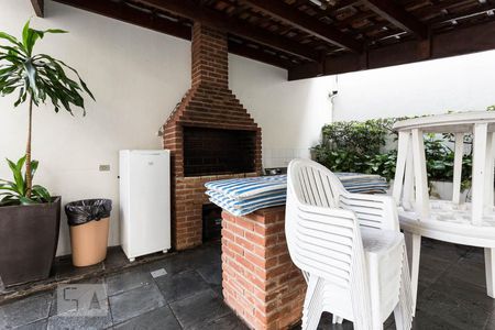 Apartamento à venda com 40m², 1 quarto e 1 vagaChurrasqueira