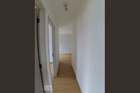 Corredor de apartamento para alugar com 2 quartos, 50m² em Chácara Santo Antônio (zona Sul), São Paulo