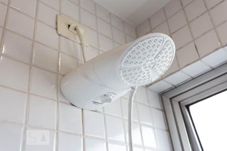 Apartamento à venda com 100m², 3 quartos e 1 vaga Apartamento à venda com 100m², 3 quartos e 1 vagaBanheiro da suíte