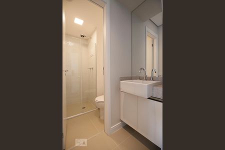 Banheiro de kitnet/studio para alugar com 1 quarto, 40m² em Vila Mariana, São Paulo