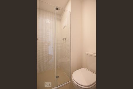 Banheiro de kitnet/studio para alugar com 1 quarto, 40m² em Vila Mariana, São Paulo