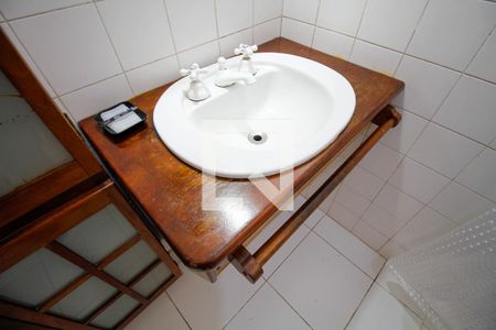 Apartamento para alugar com 72m², 2 quartos e 1 vagaBanheiro Social