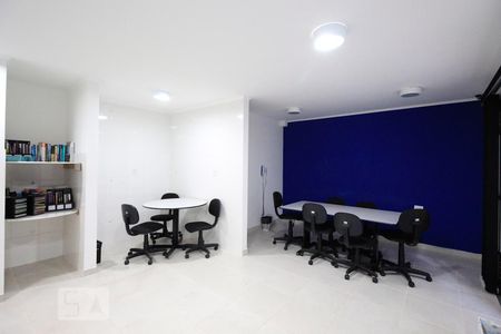 Apartamento à venda com 35m², 1 quarto e 1 vagaSala de reunião