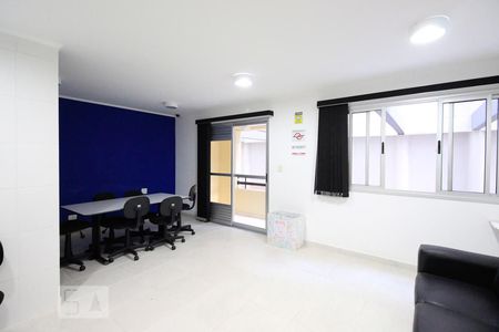 Apartamento à venda com 35m², 1 quarto e 1 vagaSala de reunião