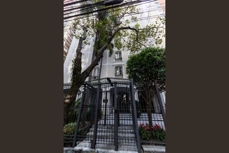 Apartamento para alugar com 138m², 3 quartos e 1 vaga Apartamento para alugar com 138m², 3 quartos e 1 vagaFachada