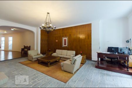Apartamento para alugar com 138m², 3 quartos e 1 vaga Apartamento para alugar com 138m², 3 quartos e 1 vagaHall social
