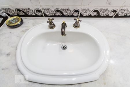 Apartamento para alugar com 138m², 3 quartos e 1 vaga Apartamento para alugar com 138m², 3 quartos e 1 vagaBanheiro