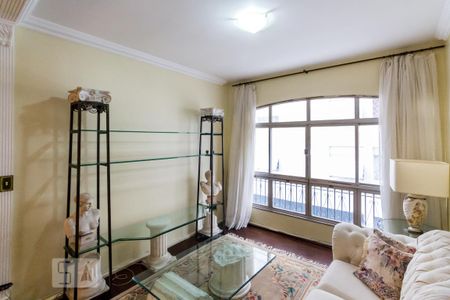 Apartamento para alugar com 138m², 3 quartos e 1 vaga Apartamento para alugar com 138m², 3 quartos e 1 vagaSala