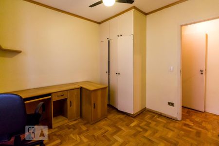 Apartamento para alugar com 138m², 3 quartos e 1 vaga Apartamento para alugar com 138m², 3 quartos e 1 vagaQuarto