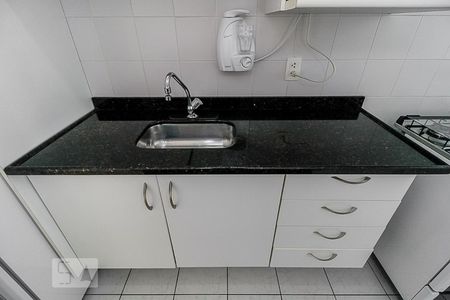 Cozinha de apartamento à venda com 2 quartos, 48m² em Pinheiros, São Paulo